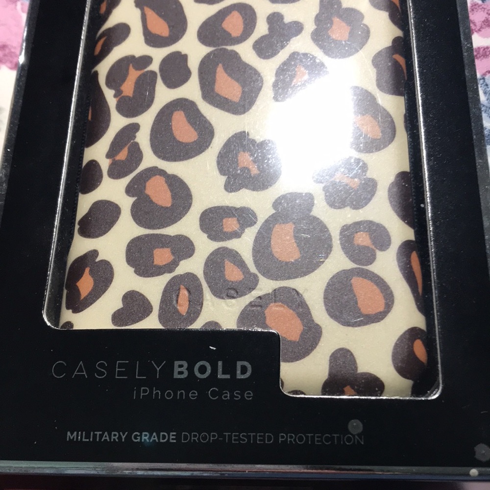 iPhone Case 7 Plus - Picture 2 of 6